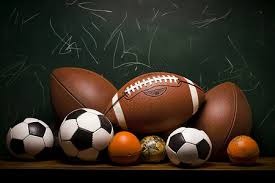 详解棒球规则中的死球转活球过程及球击中裁判后的垒位推算